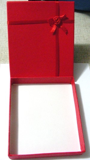 12.5cm x 10.5cm Gift Box with Lid  - Assorted Colours(each)