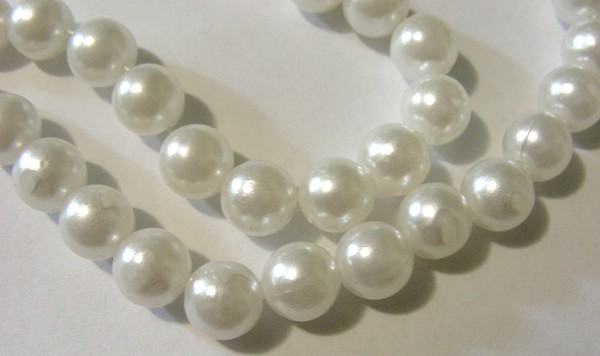 10mm Acrylic Pearls - White (pkt of 20)