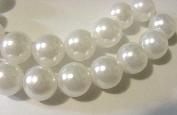 12mm Acrylic Pearls - White (pkt of 15)