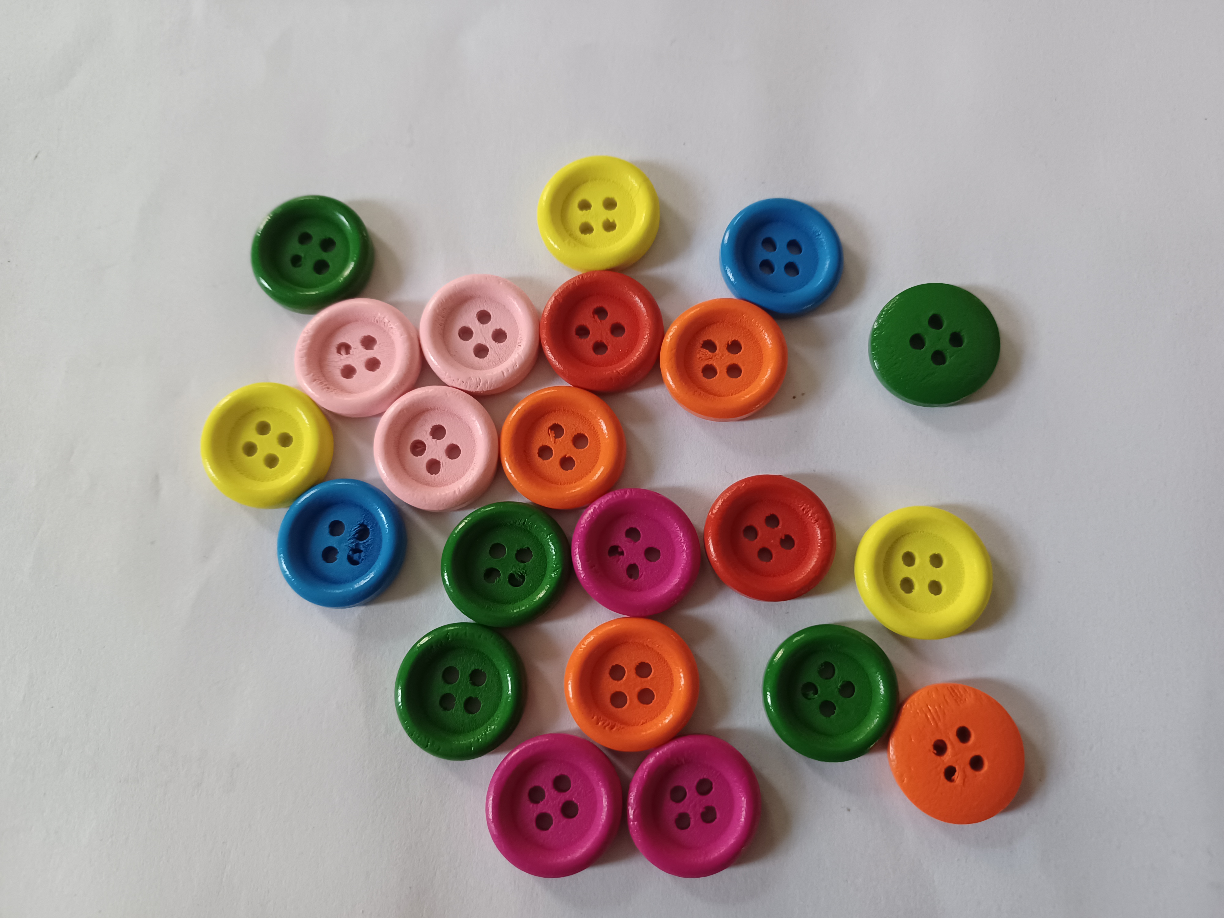 15mm Wooden Buttons - Assorted (+/- 20 pcs)